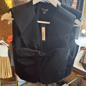 Steve Madden Elegant Black Bow Ayanna top